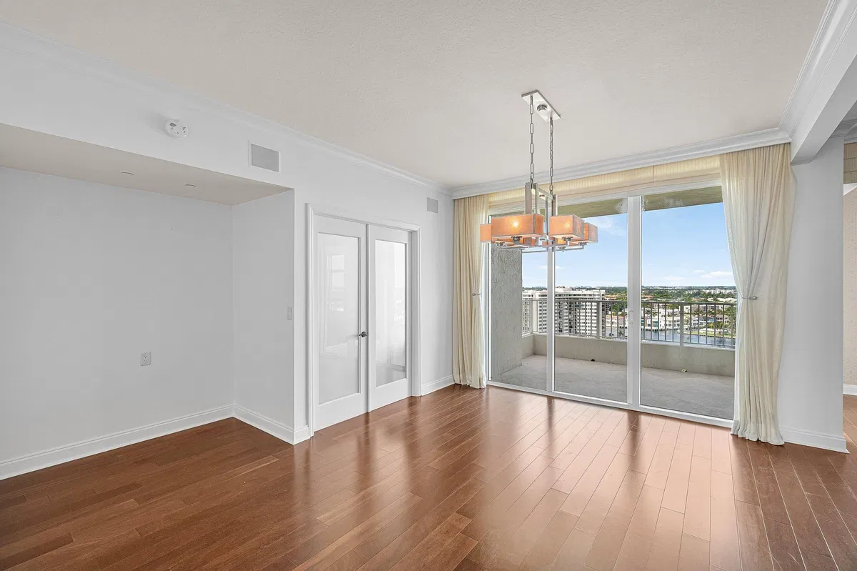  Unit 1503 photo 25