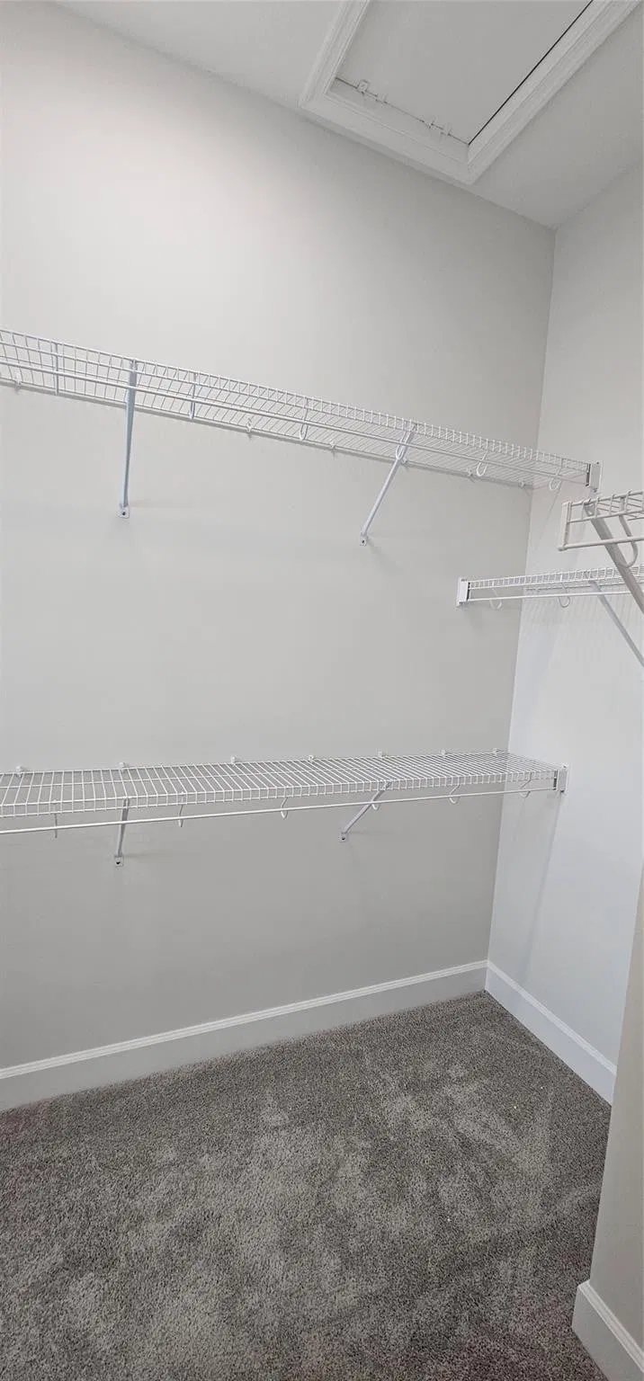 Residence photo 16