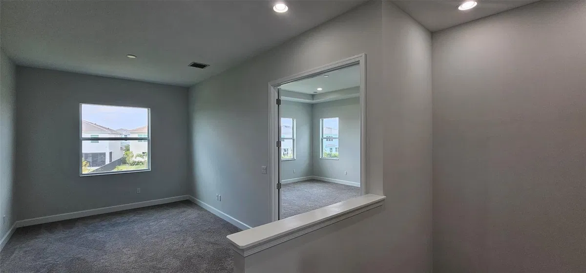 Residence photo 22