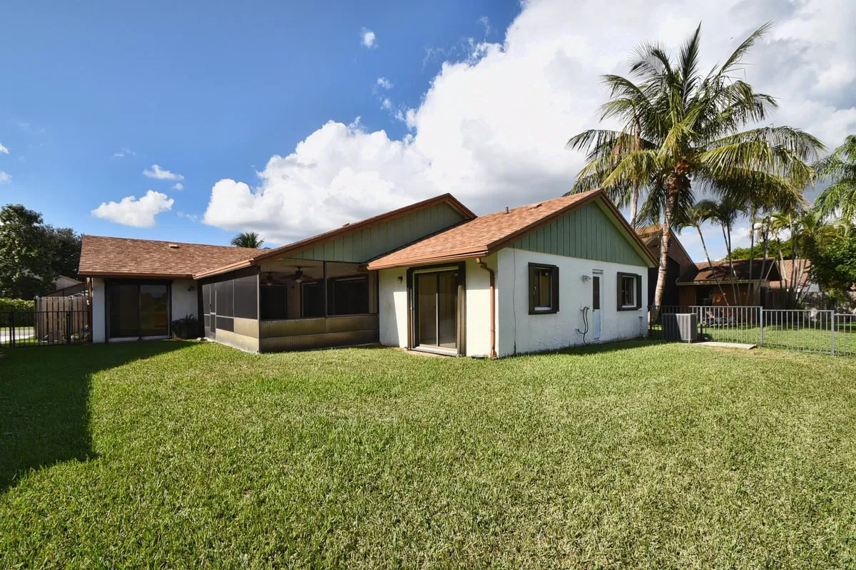  Residence photo 25