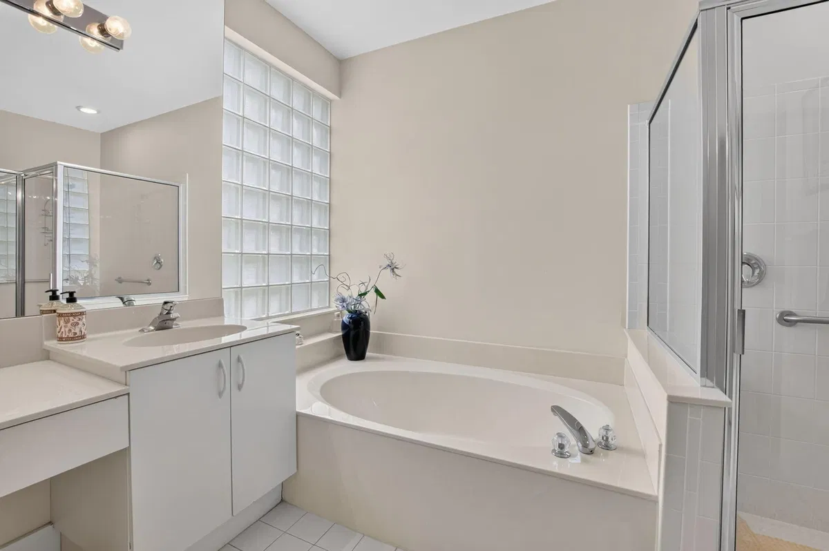  Residence photo 37