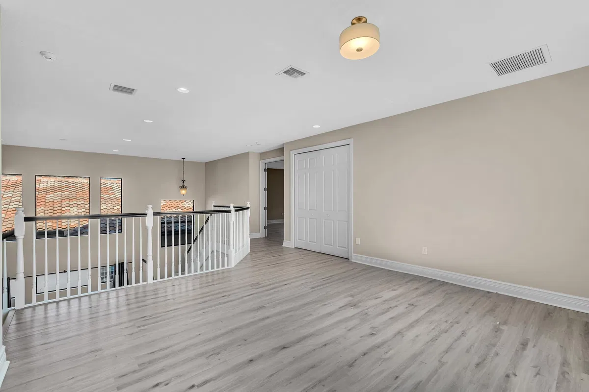 Residence photo 40