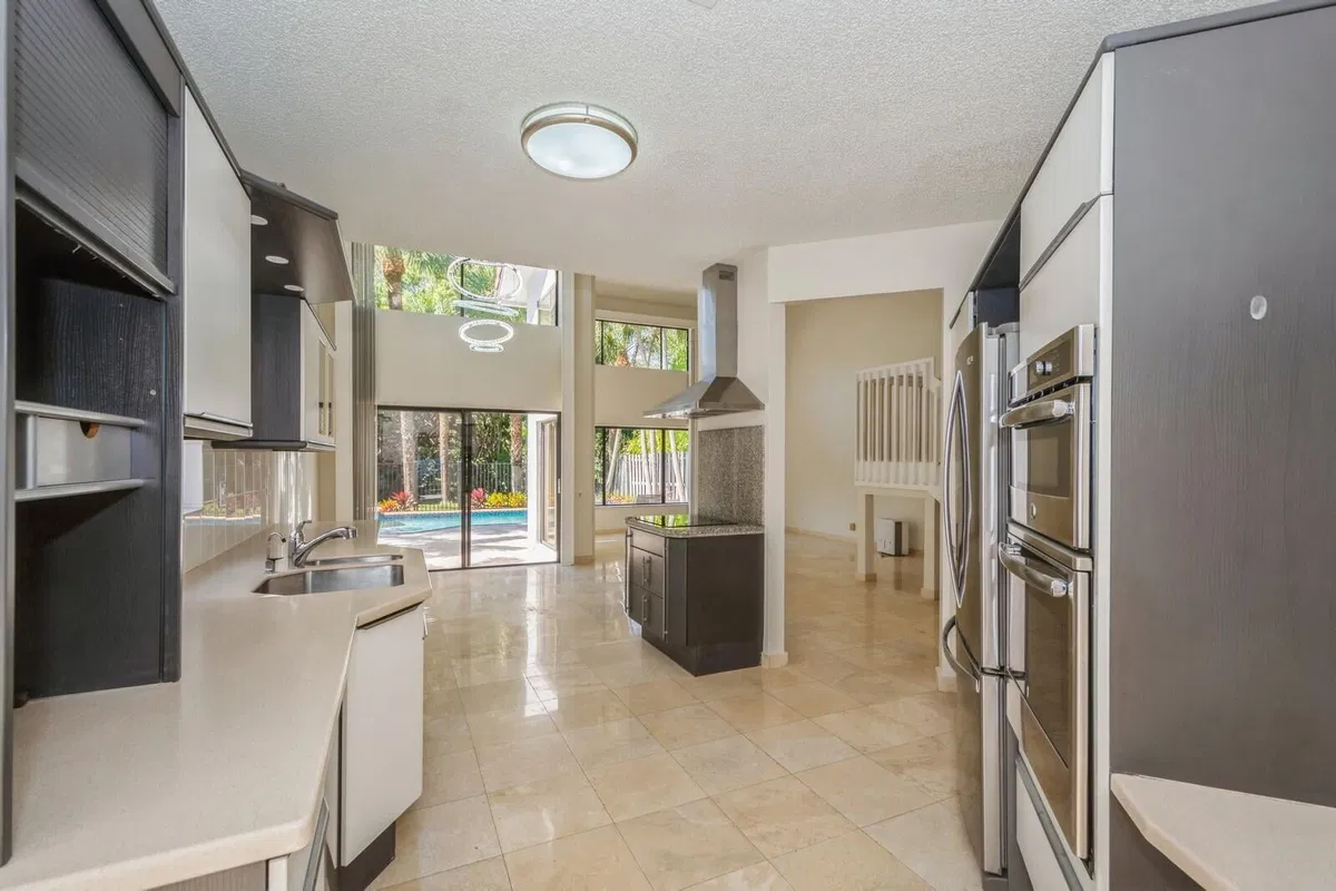 Residence photo 10
