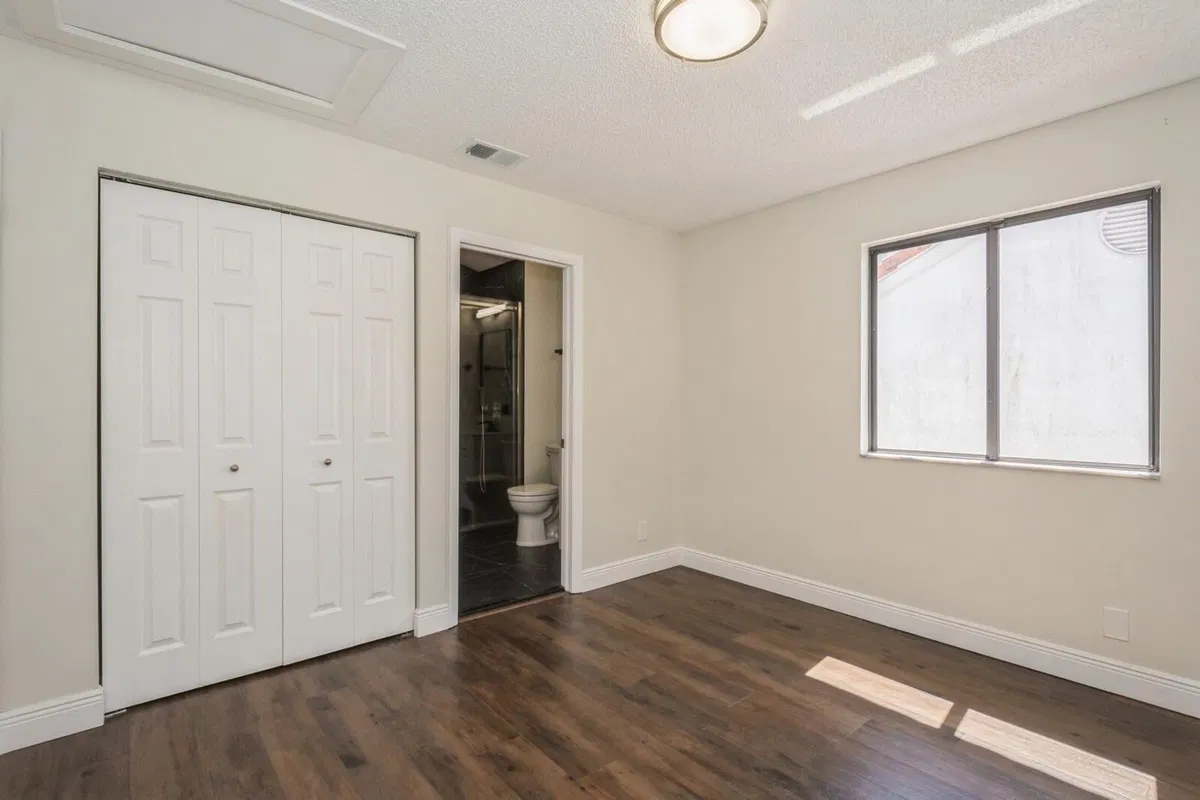 Residence photo 28