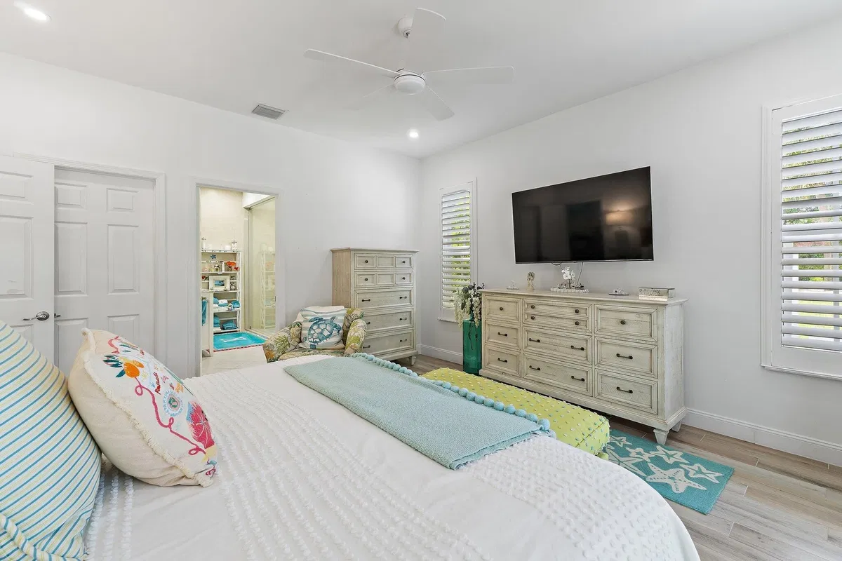 Heritage Oaks Residence photo 31