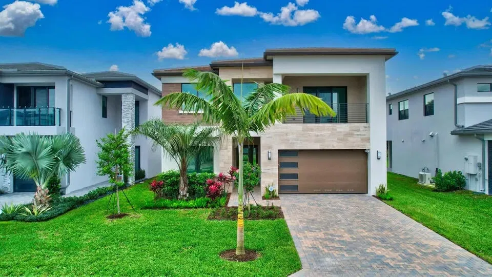 Boca Raton Golf Course Pud Residence
