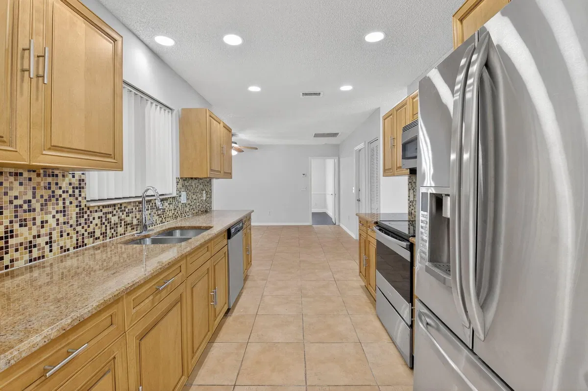 Residence photo 13