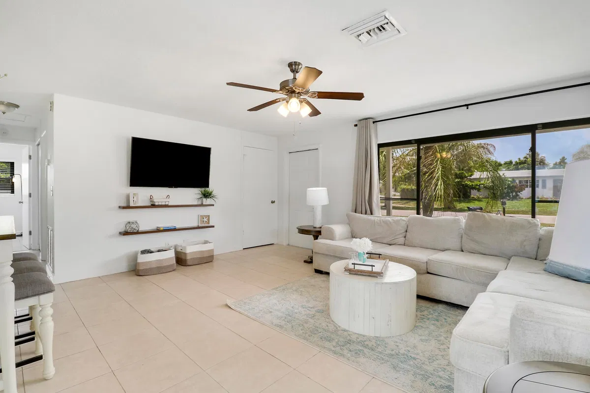  Residence photo 19