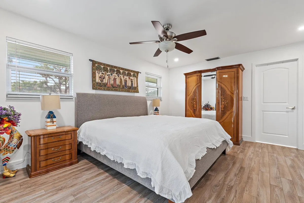 Unit 24b photo 22