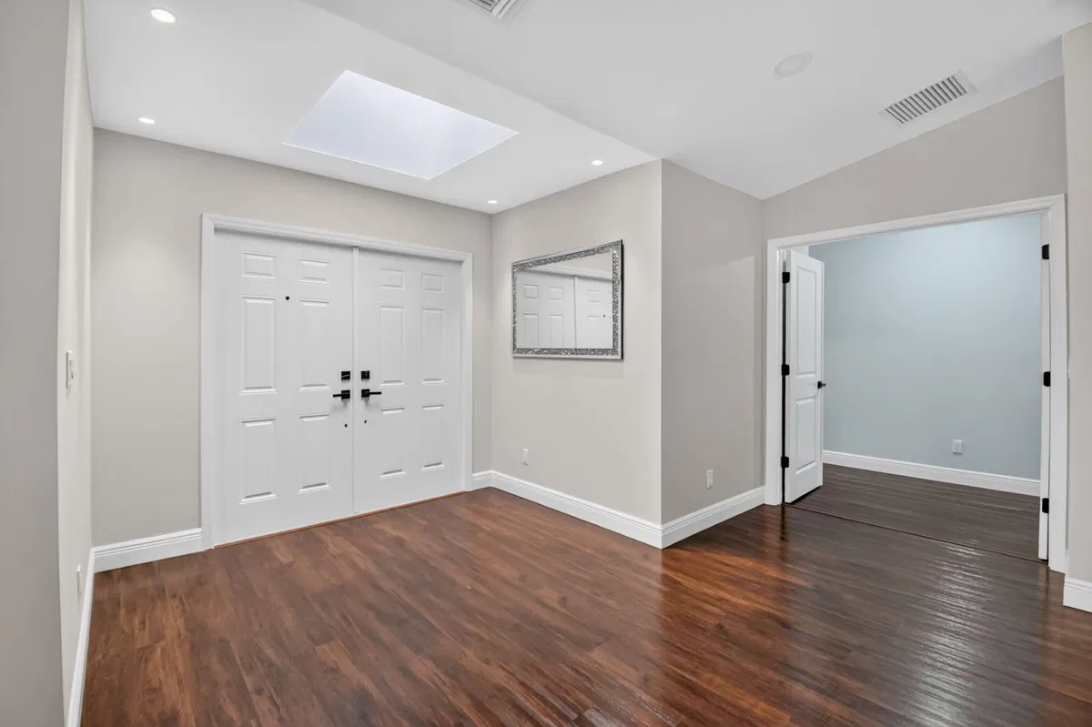 Residence photo 19