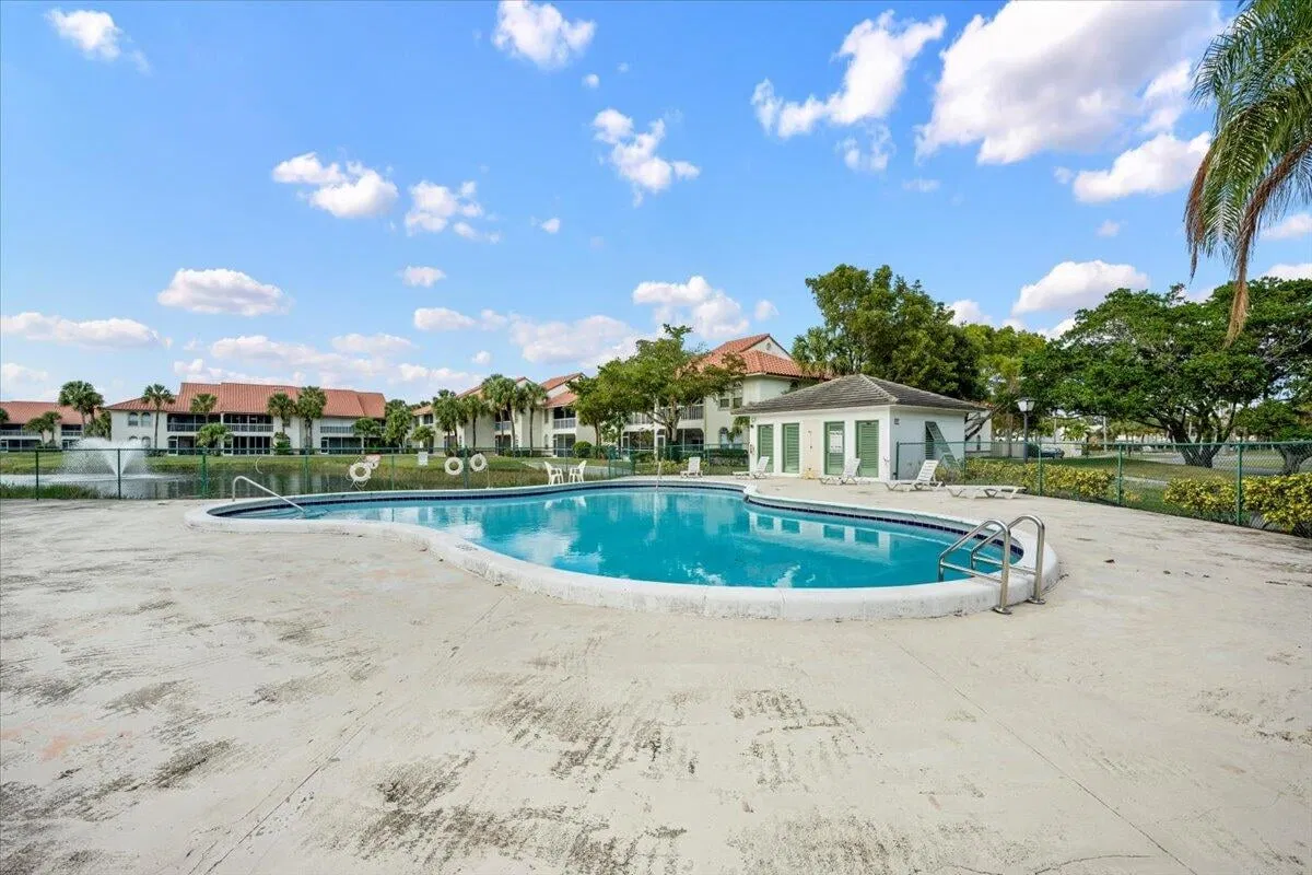 PGA National Palm Beach Gardens Residence photo 28