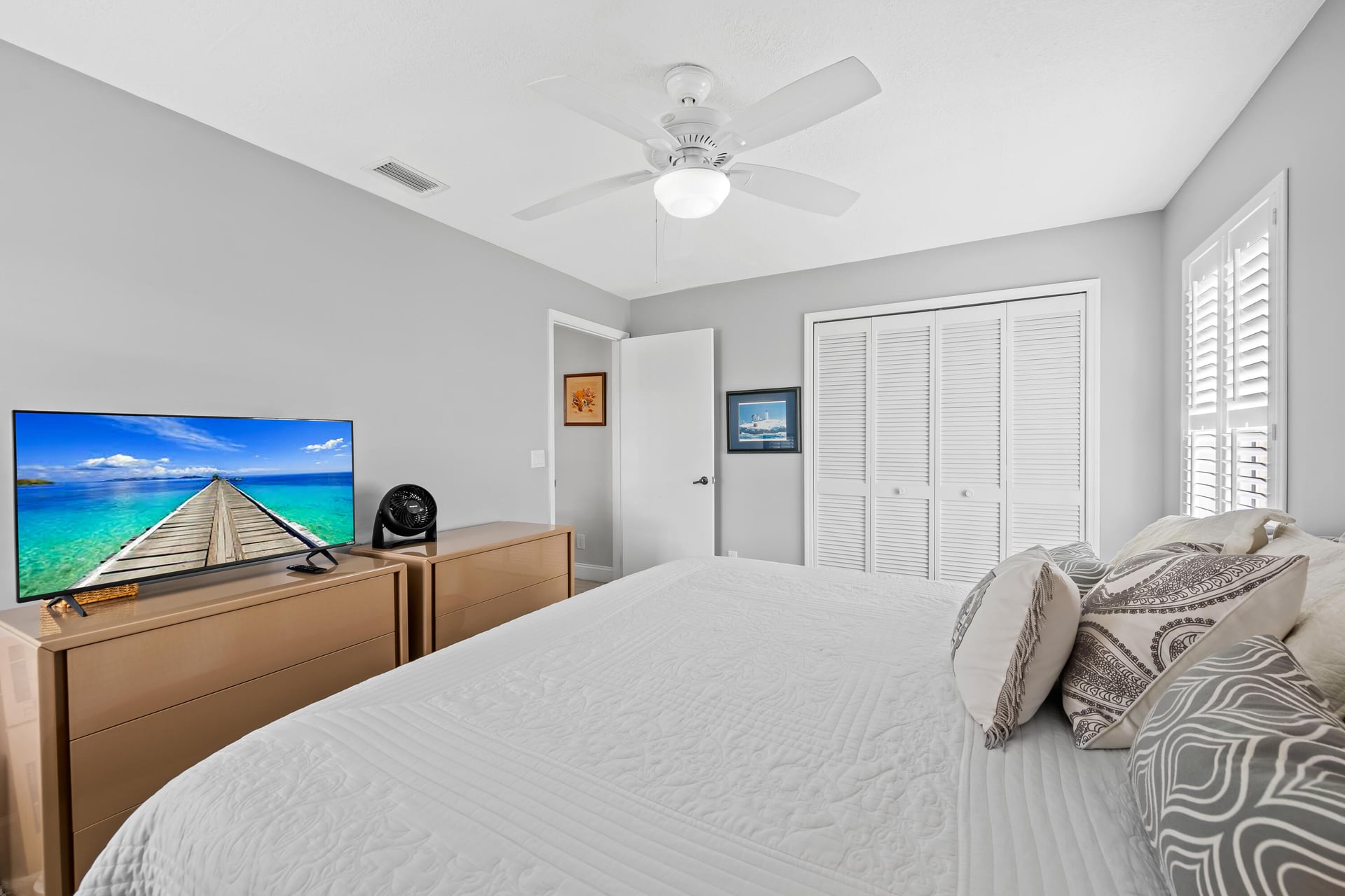 Residence photo 16