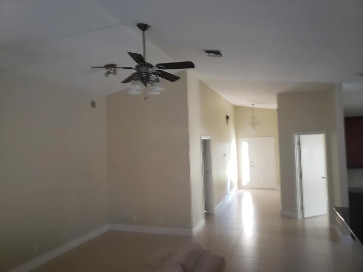 Residence photo 4