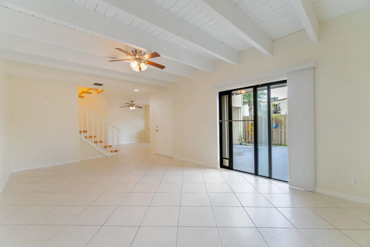 Residence photo 7