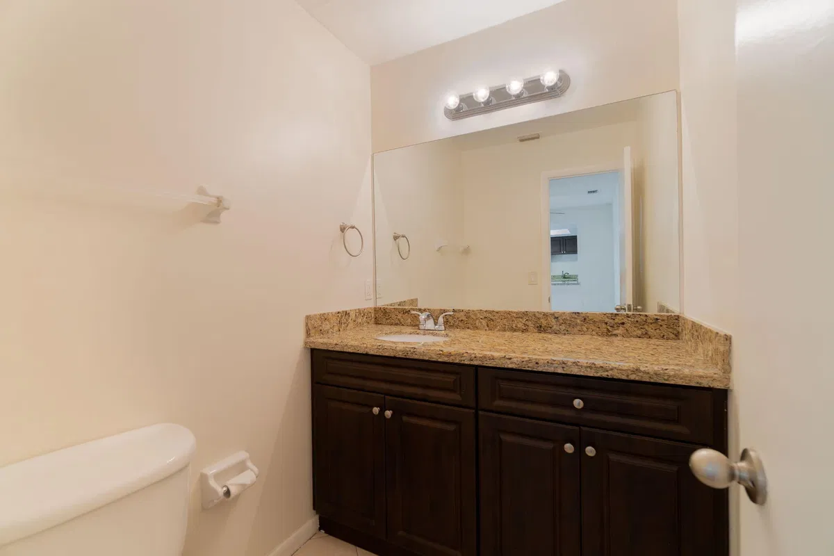 Residence photo 10