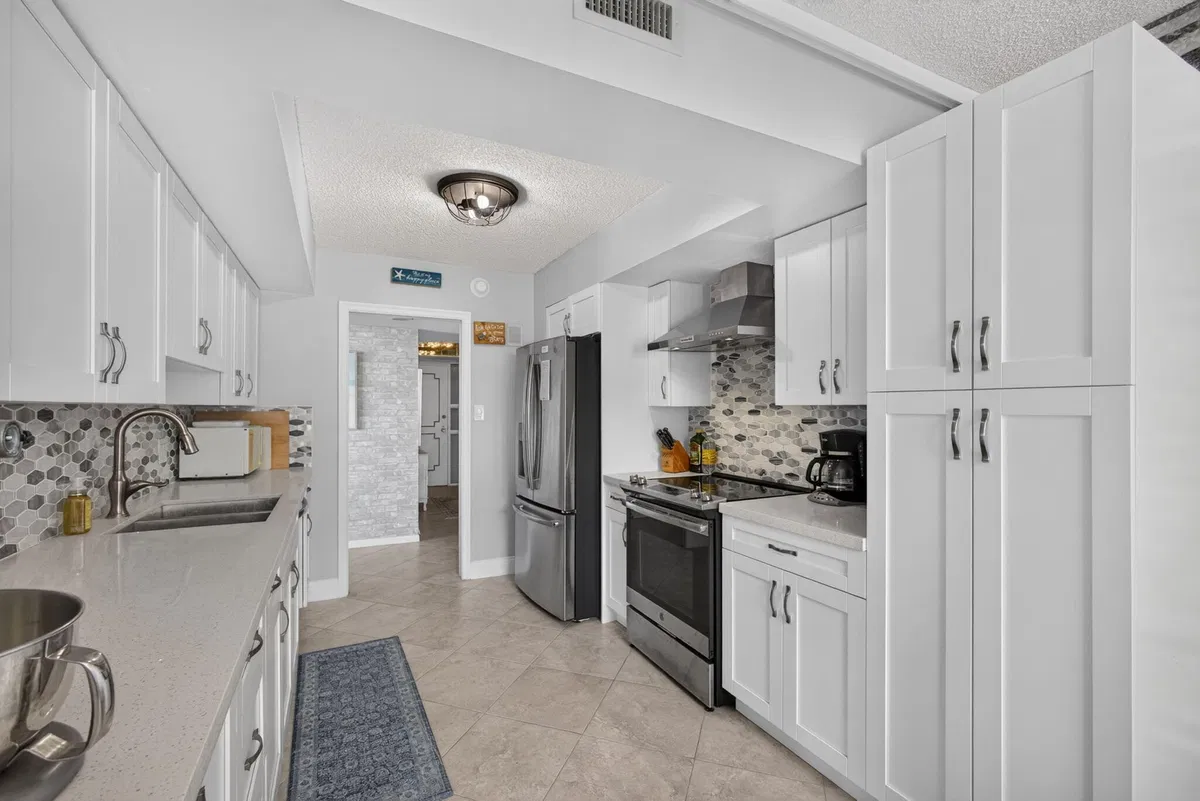 Eastpointe Singer Island Unit 2e photo 22