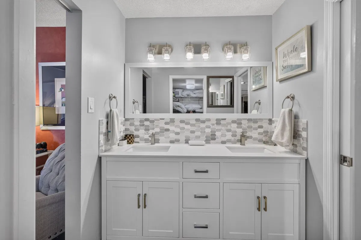 Eastpointe Singer Island Unit 2e photo 34