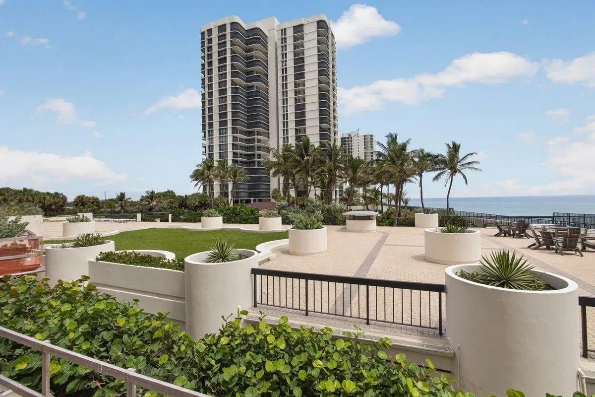 Eastpointe Singer Island Unit 2e photo 46