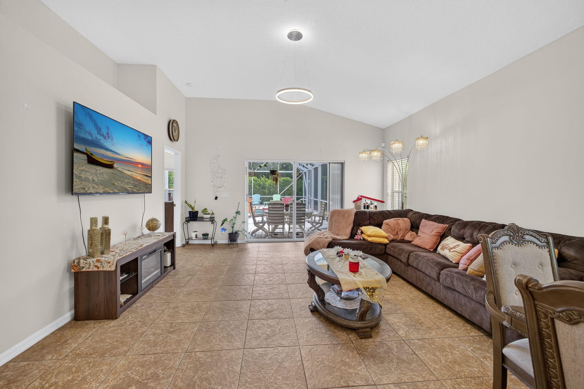 Residence photo 25
