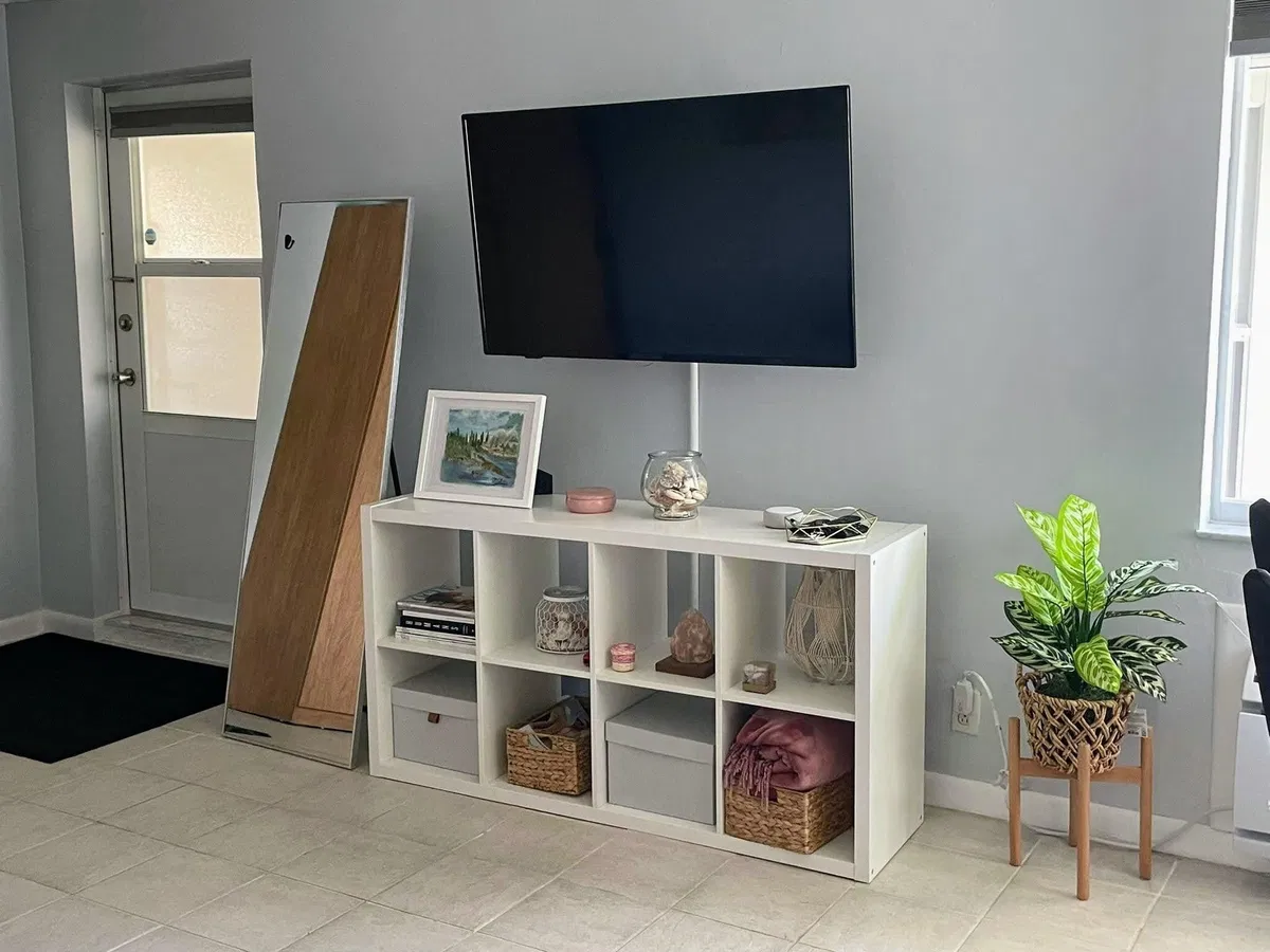 Unit 211 photo 7