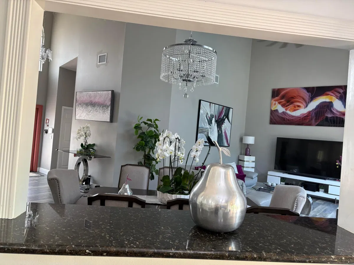 Residence photo 22