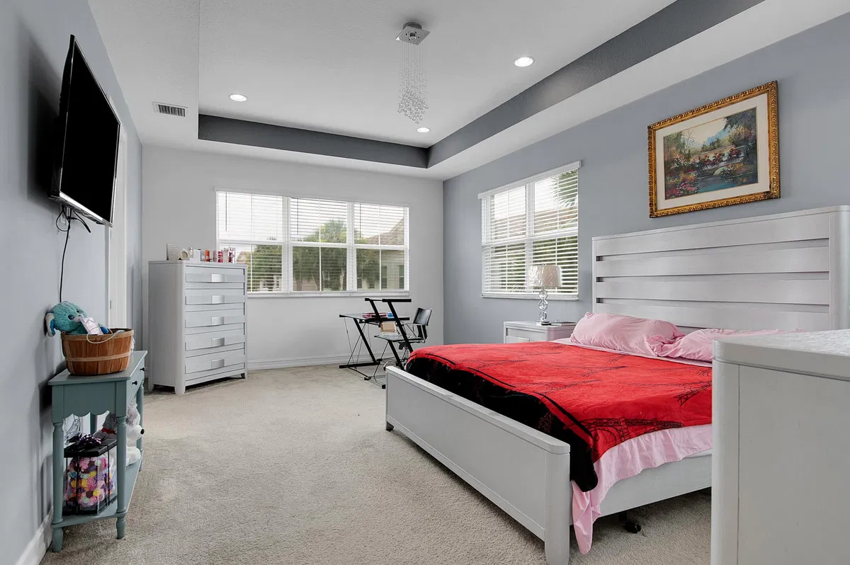 Residence photo 22
