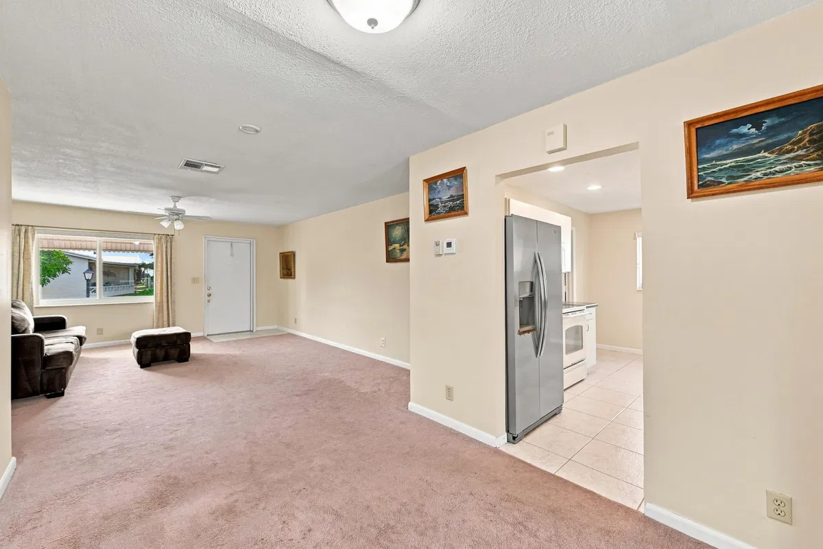 Residence photo 13