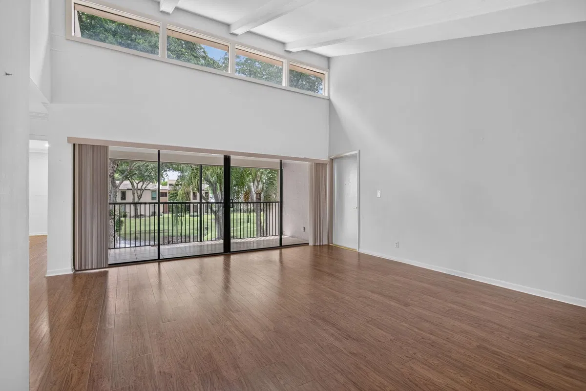  Unit 217 photo 10