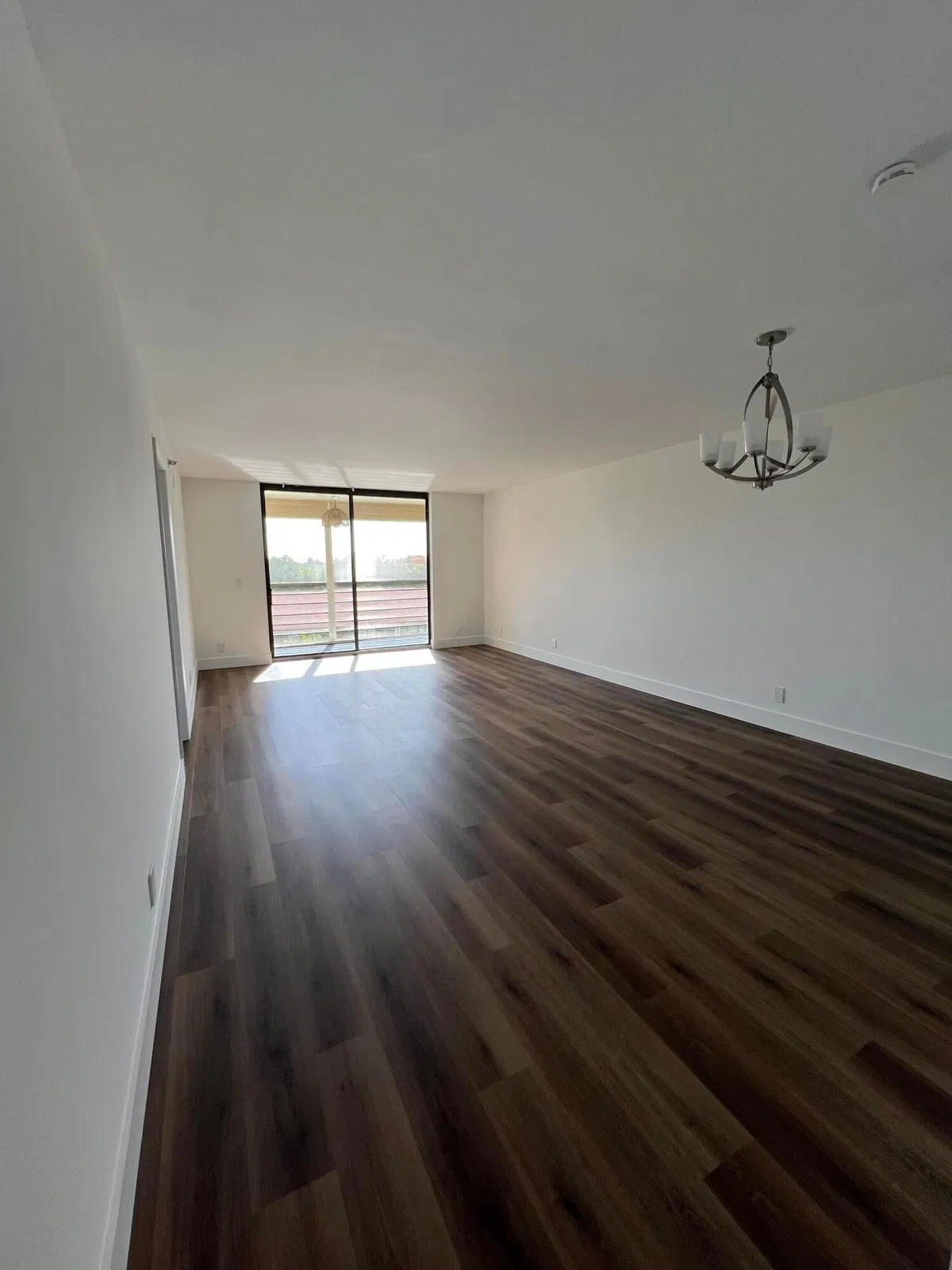 Unit 504 photo 10
