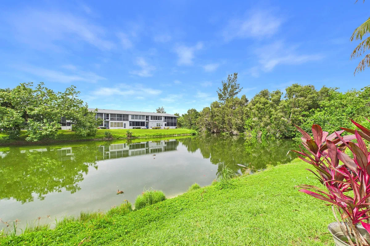 Residence photo 7
