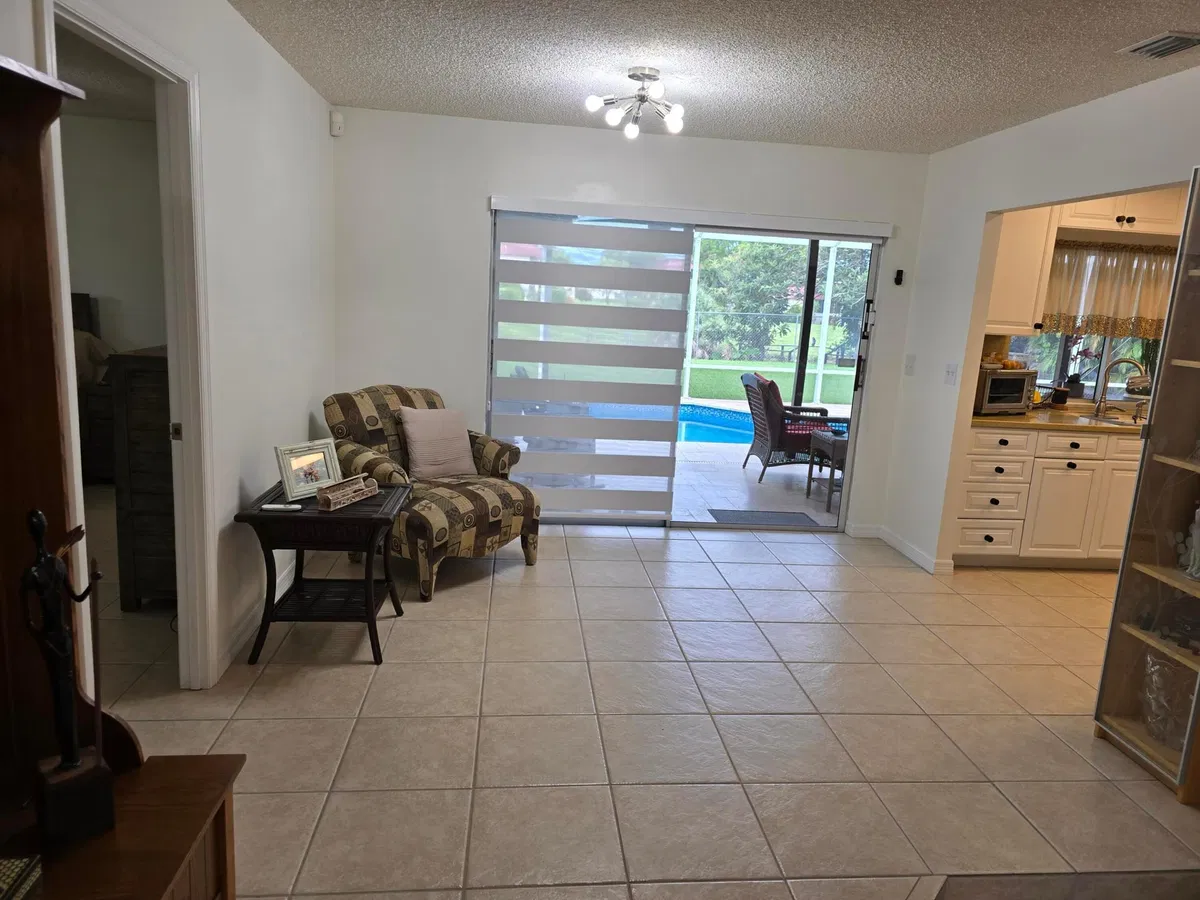 Residence photo 13