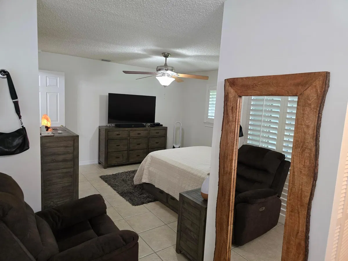 Residence photo 19