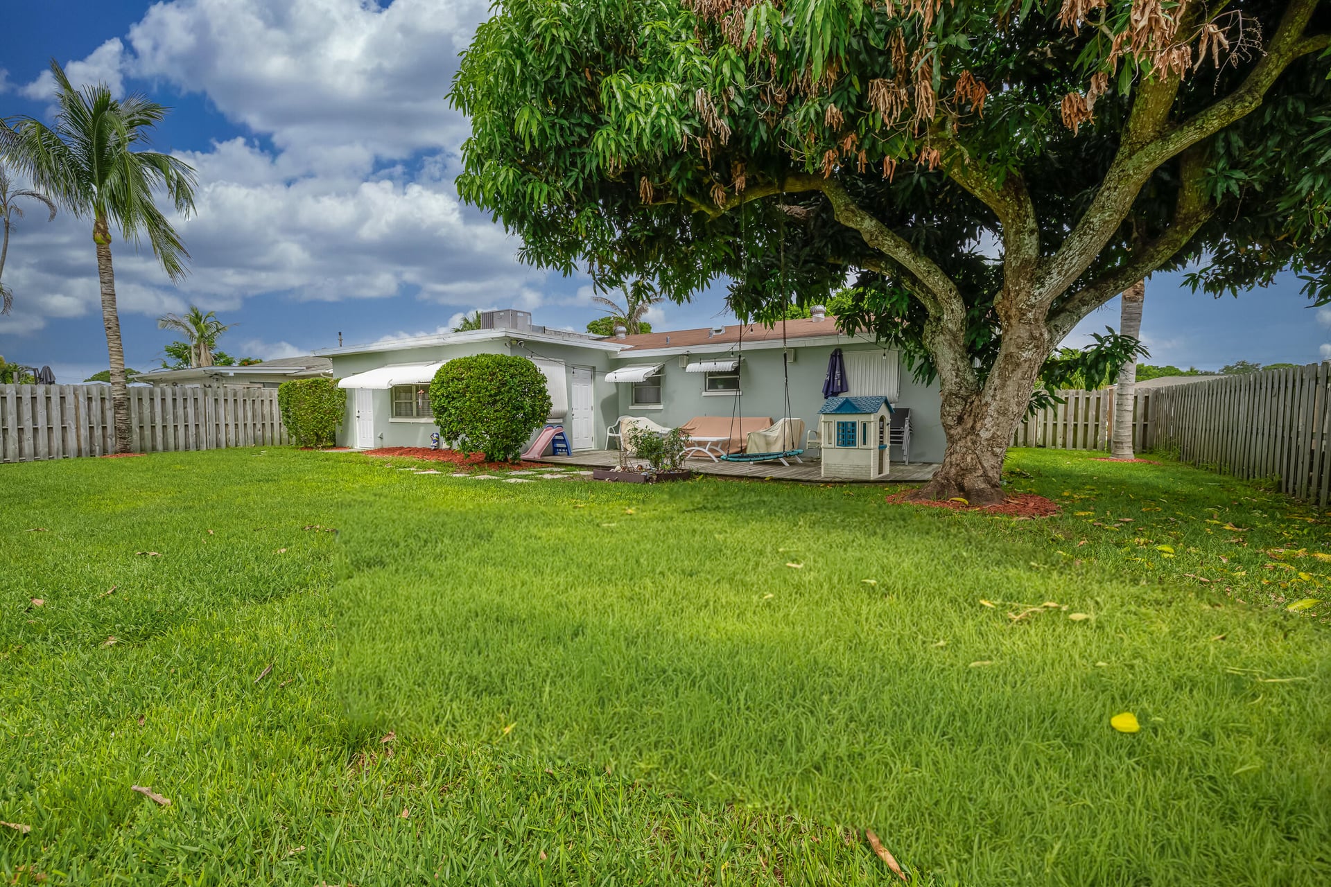 Residence photo 22