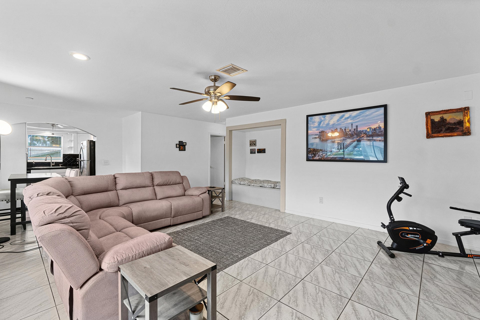 Residence photo 7