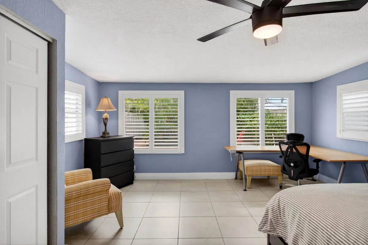 Residence photo 25