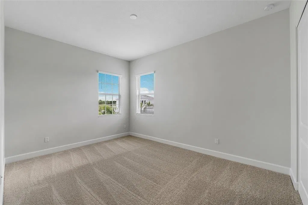 Residence photo 7