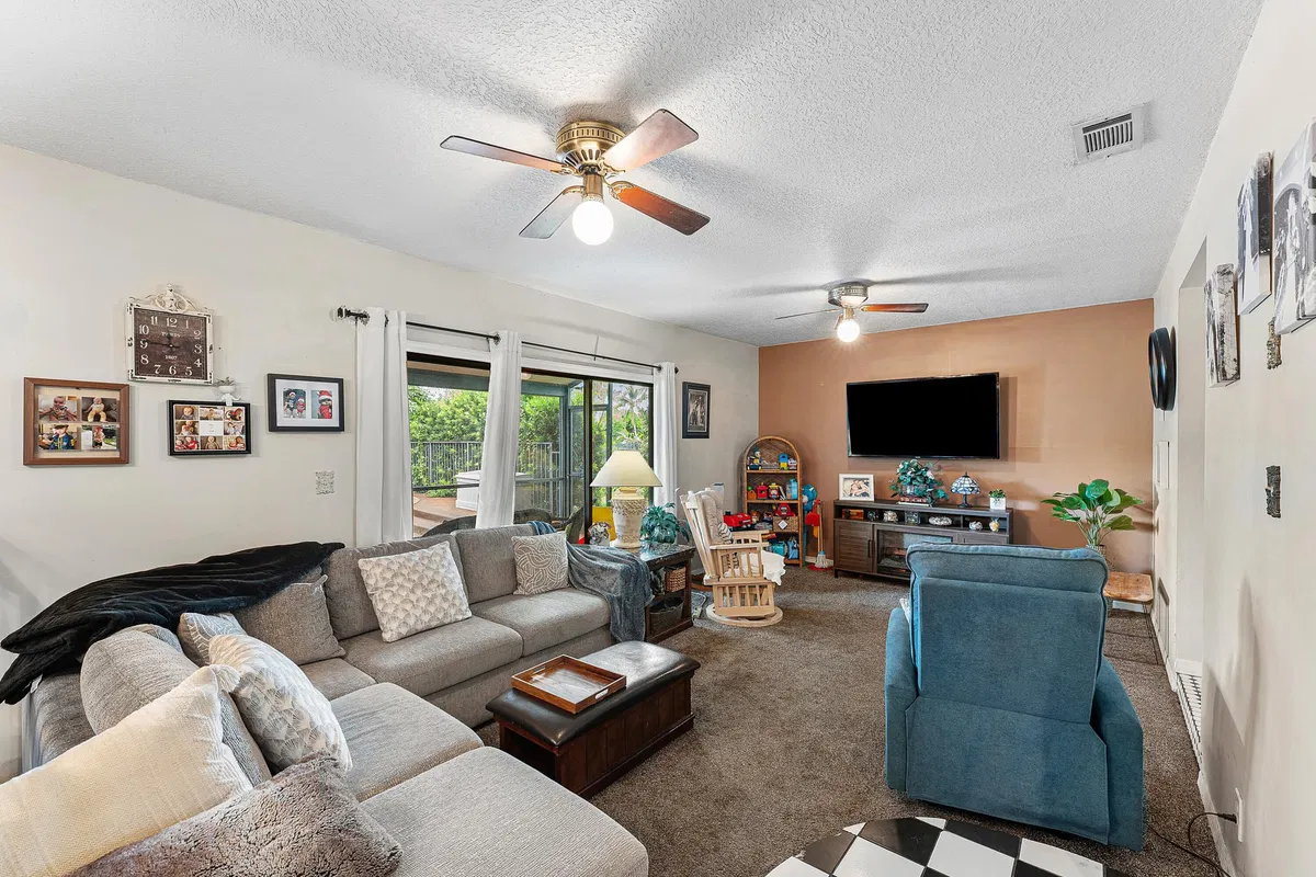 Residence photo 13