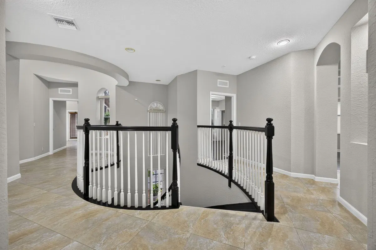 Residence photo 22