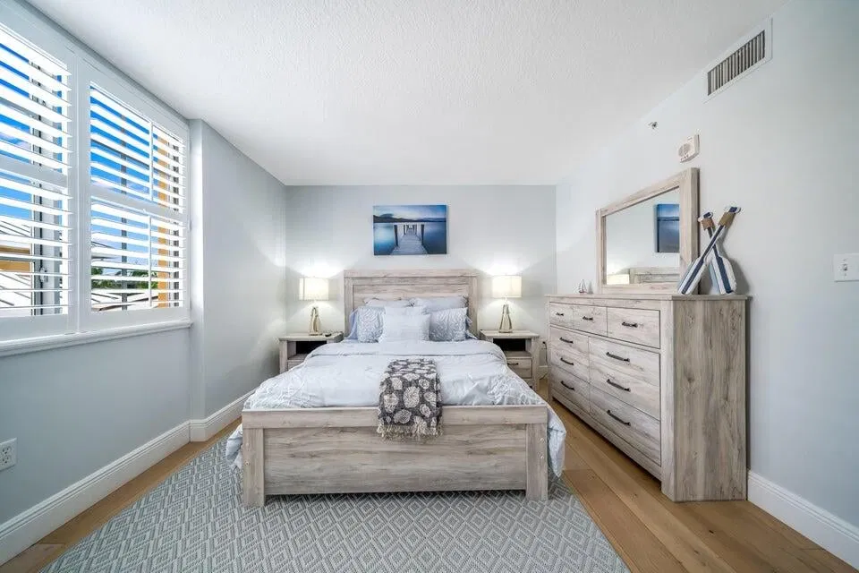 Pineapple Grove Village Condominiums Unit 1502 photo 25