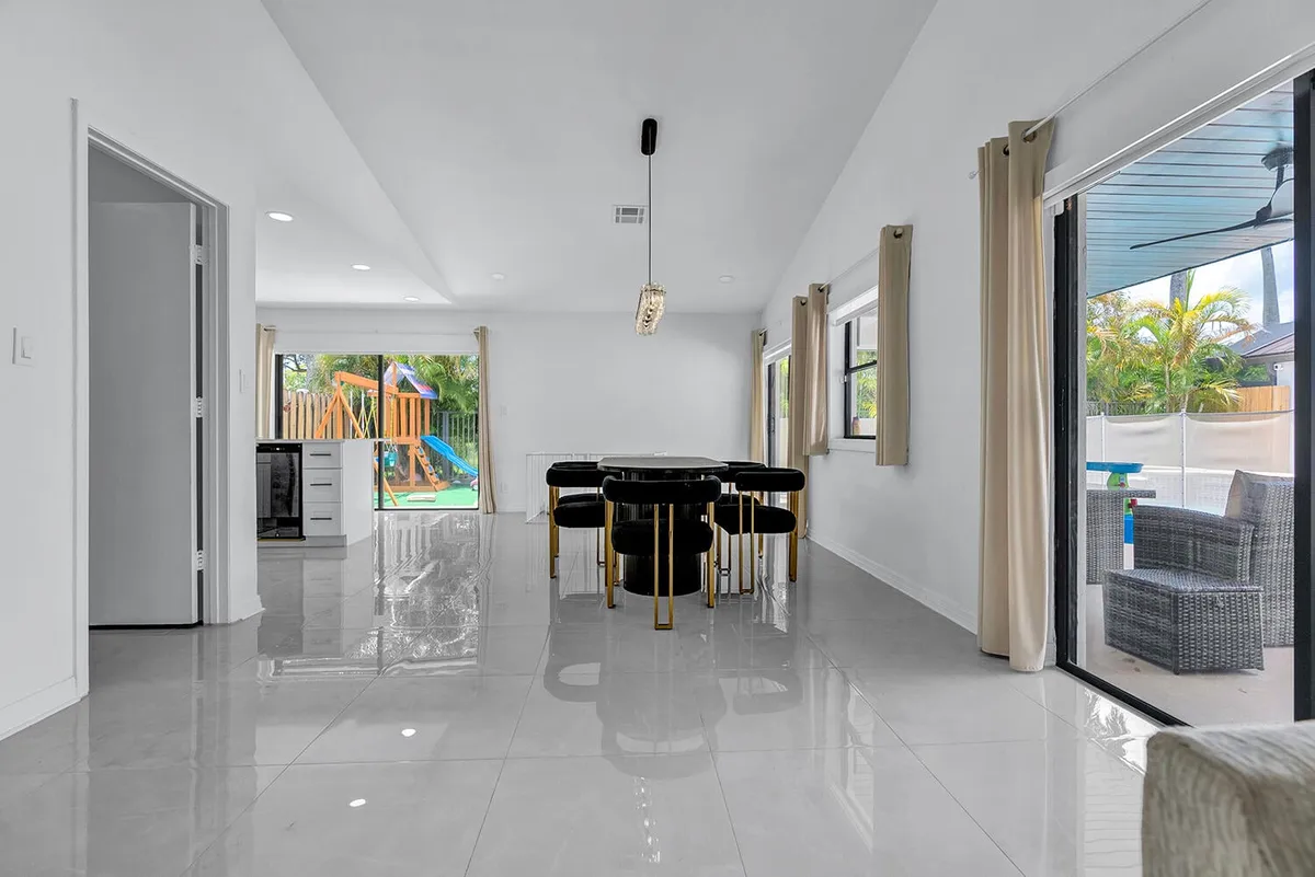 Residence photo 10