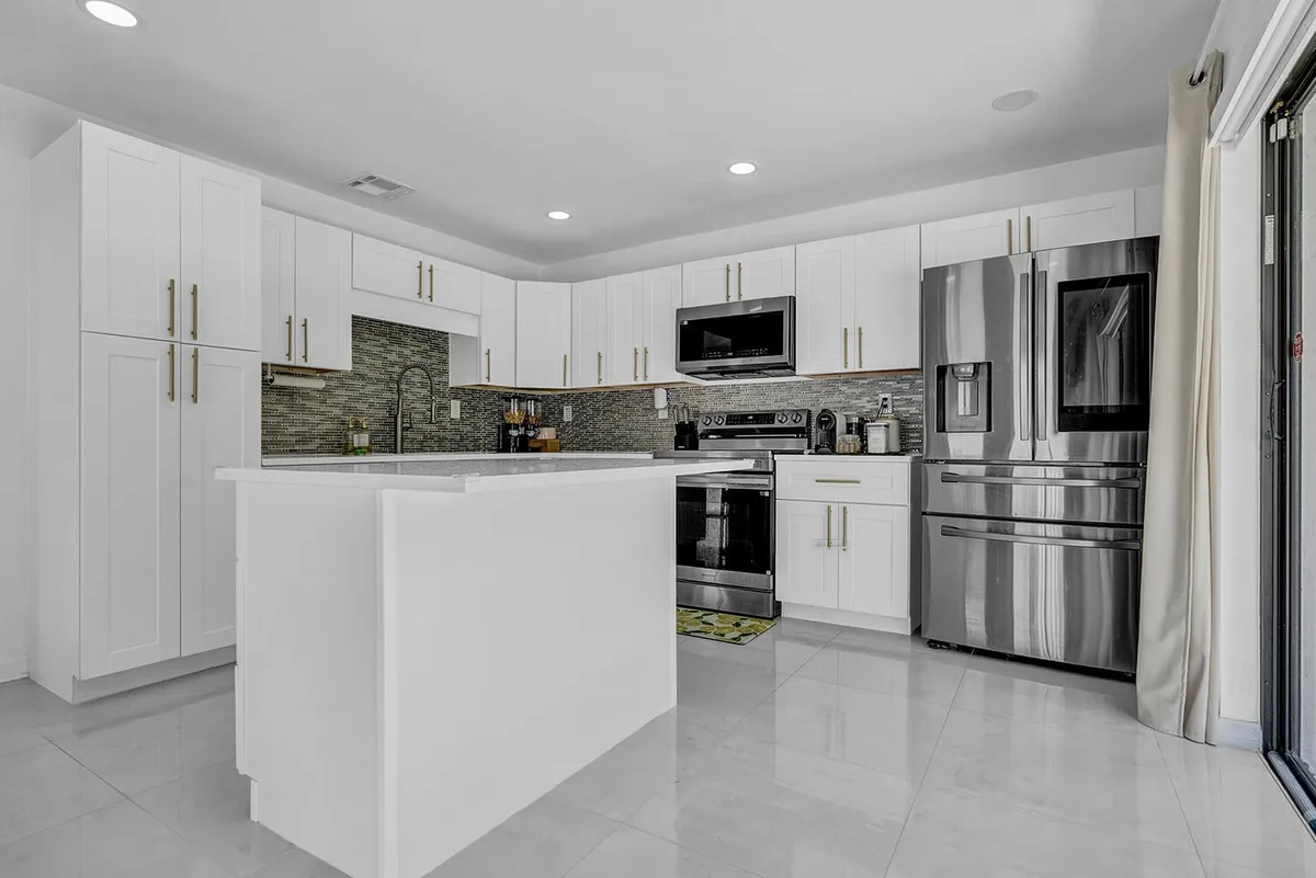 Residence photo 13