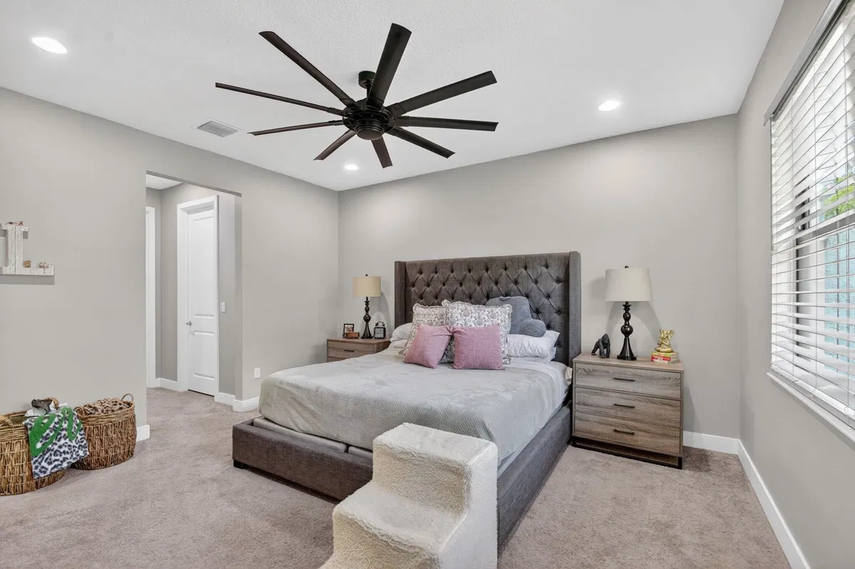 Residence photo 19