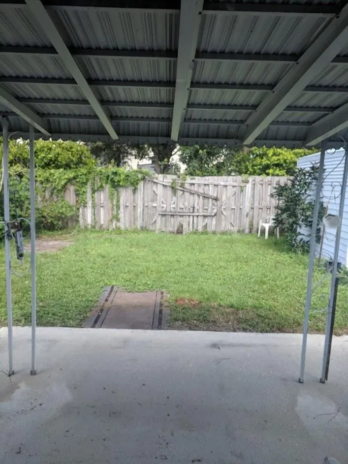 Residence photo 16