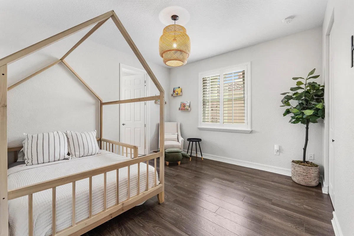 Residence photo 34
