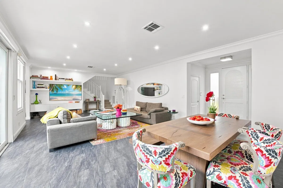 Woodfield Country Club Residence photo 13