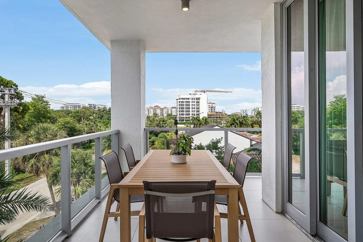 Royal Palm Residences Boca Raton Unit 306 photo 34
