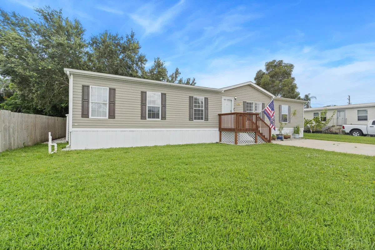 Residence photo 25