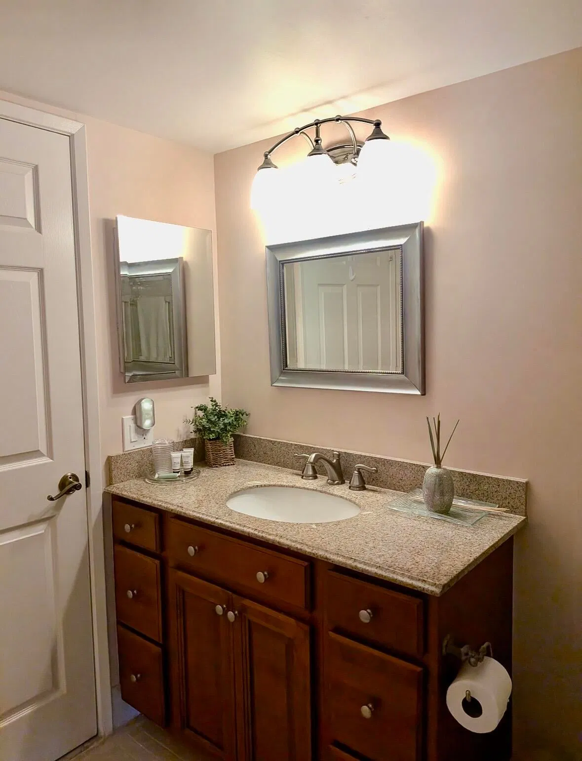  Unit 307 photo 22