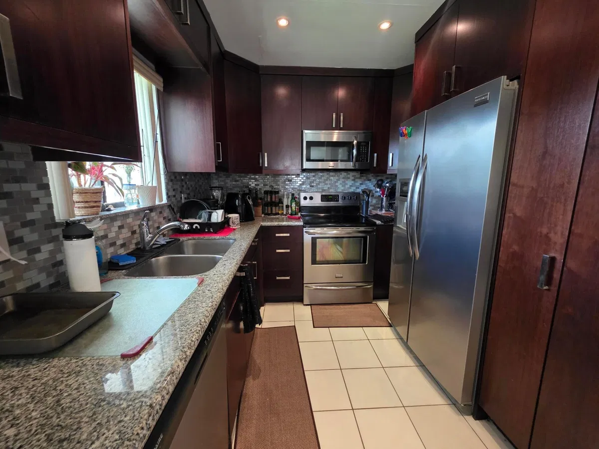 Unit 512 photo 43
