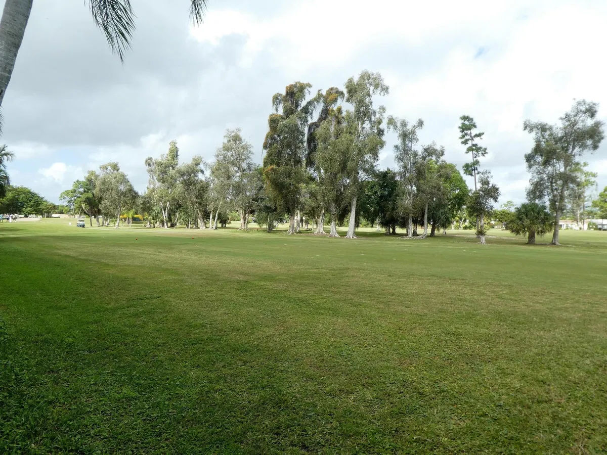 Unit 105 photo 16